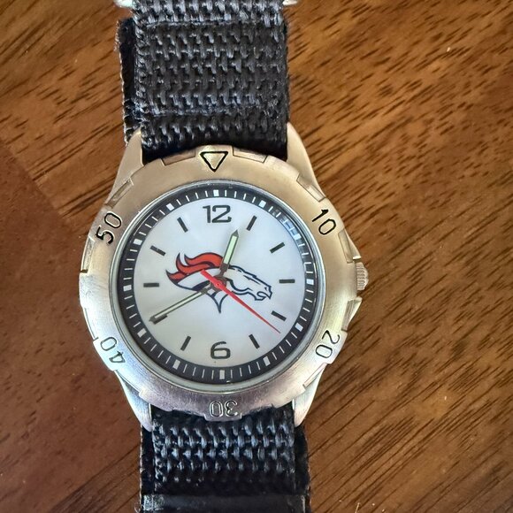 NFL Denver Broncos Men's Watch - Picture 1 of 5